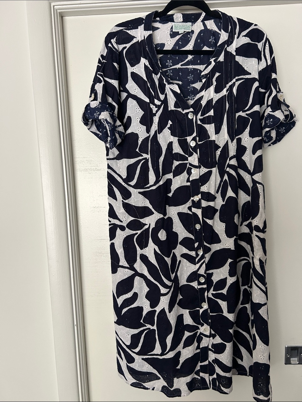 Made in Italy eyelet dress in navy and white. Size Large